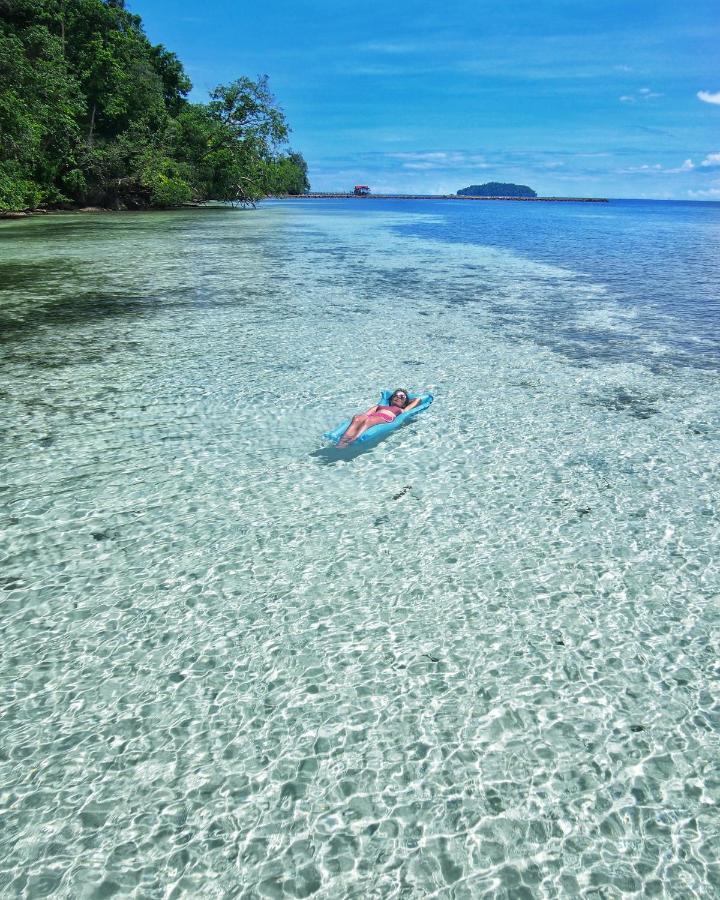 Hamueco Dive Resort Raja Ampat Rabia Esterno foto